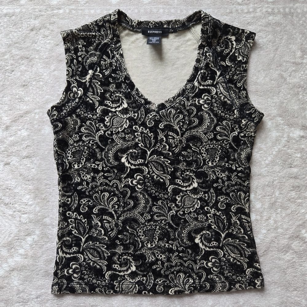 EXPRESS Black and Cream Multi print Sleeveless Top XS